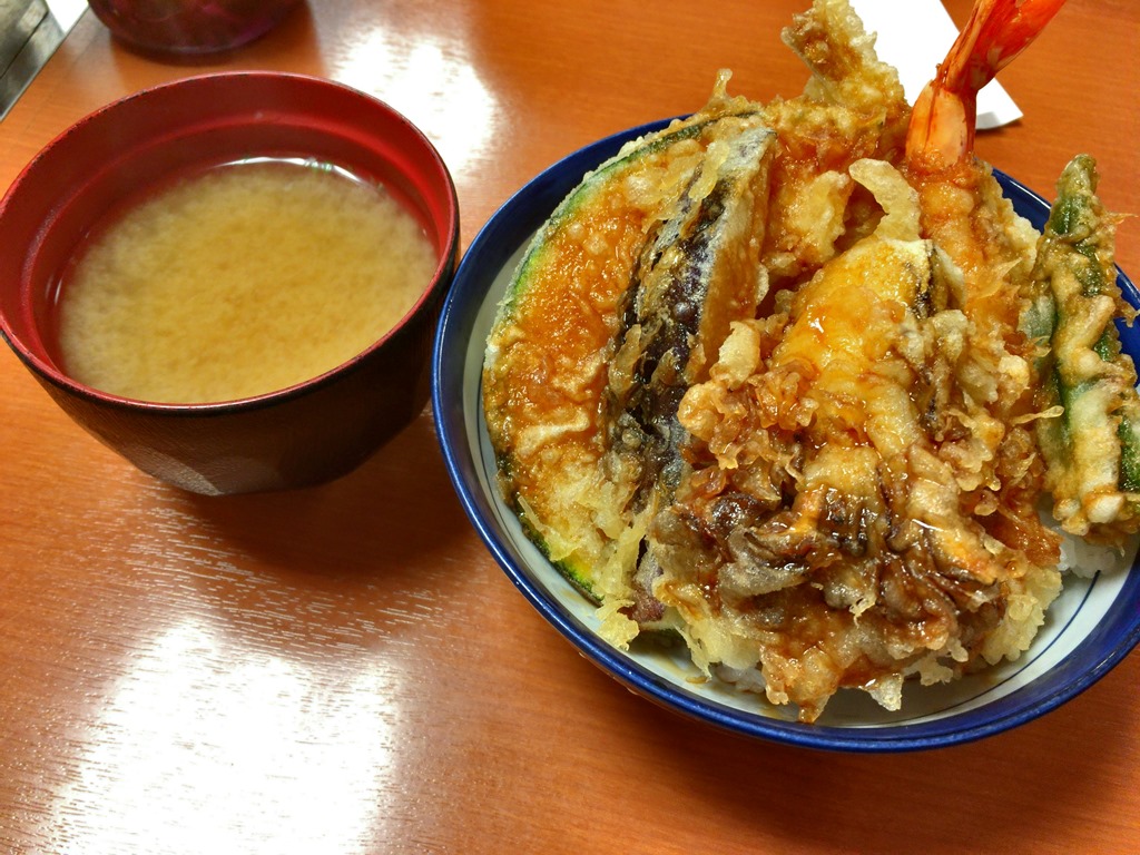 天丼小盛り なす 舞茸追加 てんや Kiyoshiの食べたもの